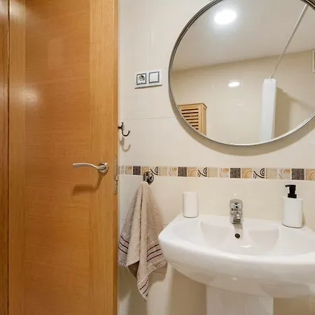Apartment Sunlit Casa Bonita With Free Parking *