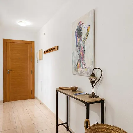 Apartment Sunlit Casa Bonita With Free Parking Malaga