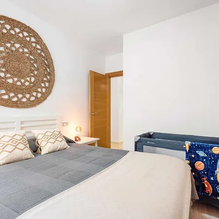 Sunlit Casa Bonita With Free Parking Appartement